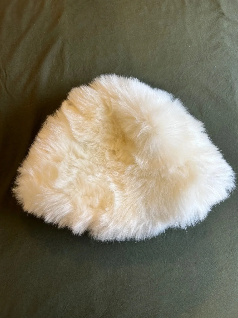 Rave Solid Fluffy Bucket Hat